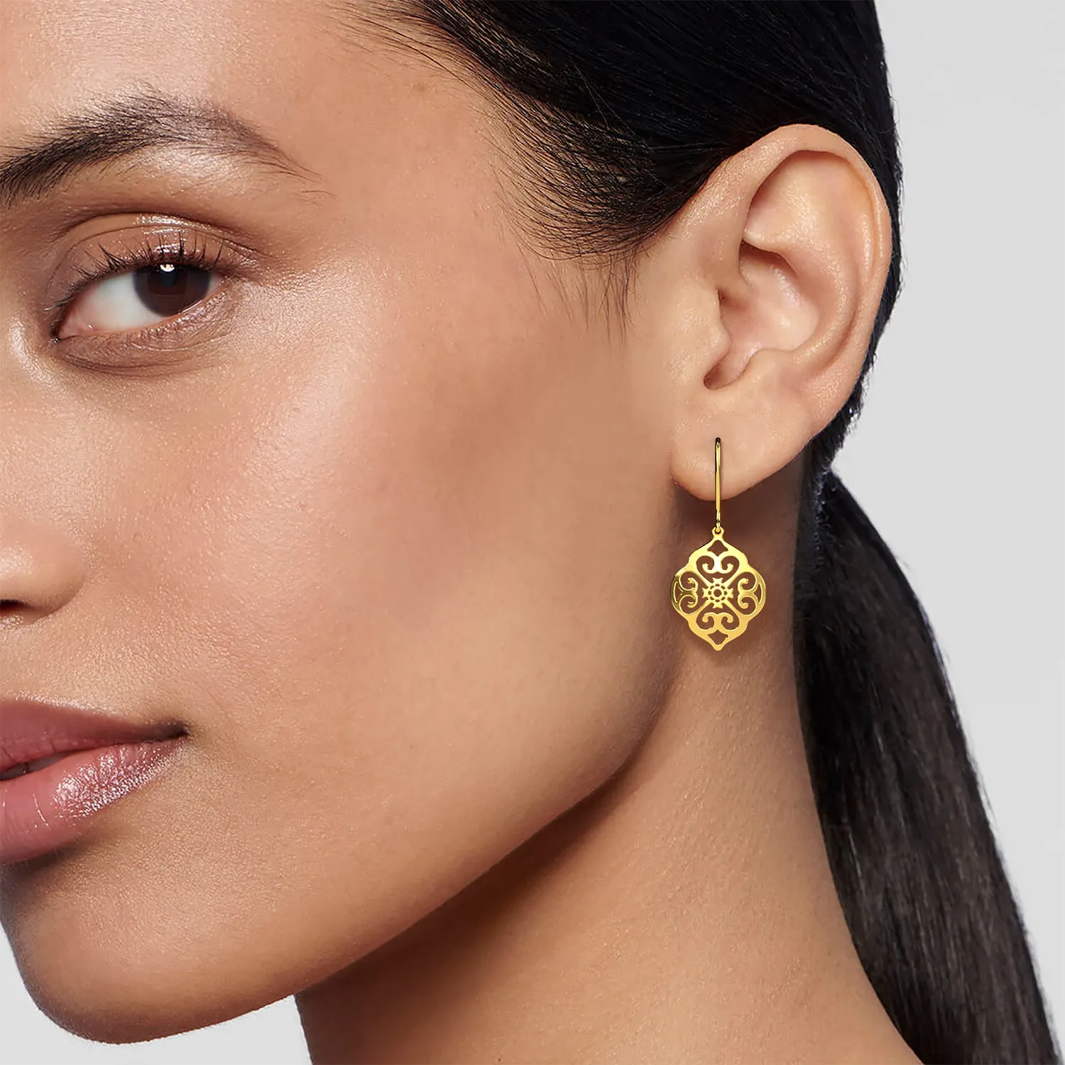 Celia  Earring