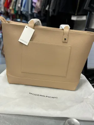 Modern Picnic Purse