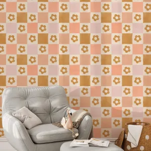 Retro Flower Checkered Wallpaper – Playful 60s Design in Warm Tones